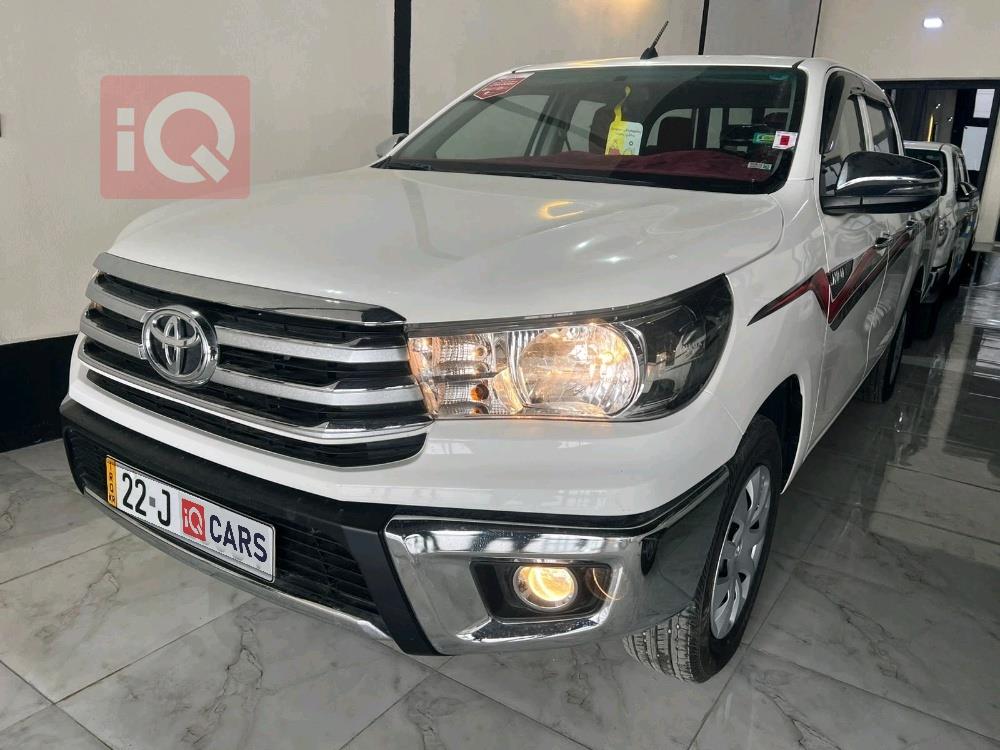 تويوتا هايلوكس